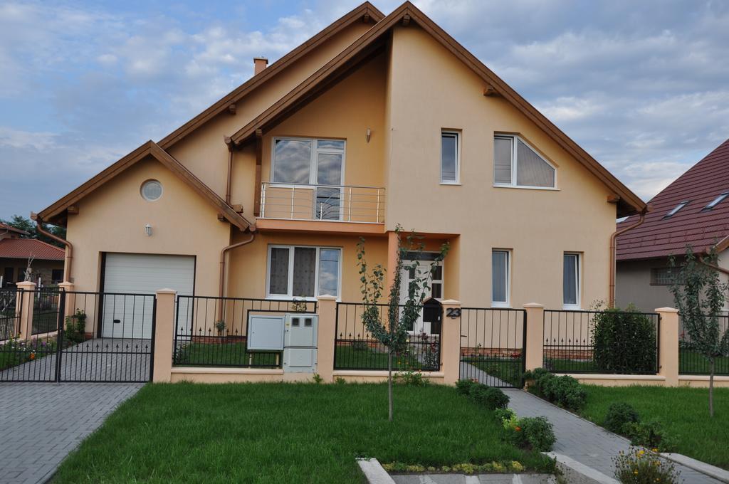 Maros Vendeghaz Hotel Mórahalom Exterior foto